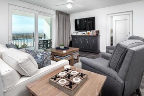 TV, DVD-spiller og filmbibliotek