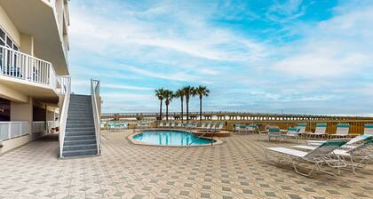 7th-floor bright, open condo - close to dining with Gulf front views