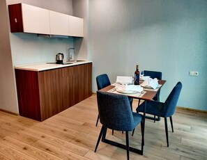 Standard Double Room | In-room dining - Crystal Residence (Borjomi)