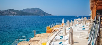 Kalkan Saray Suites - Adults Only