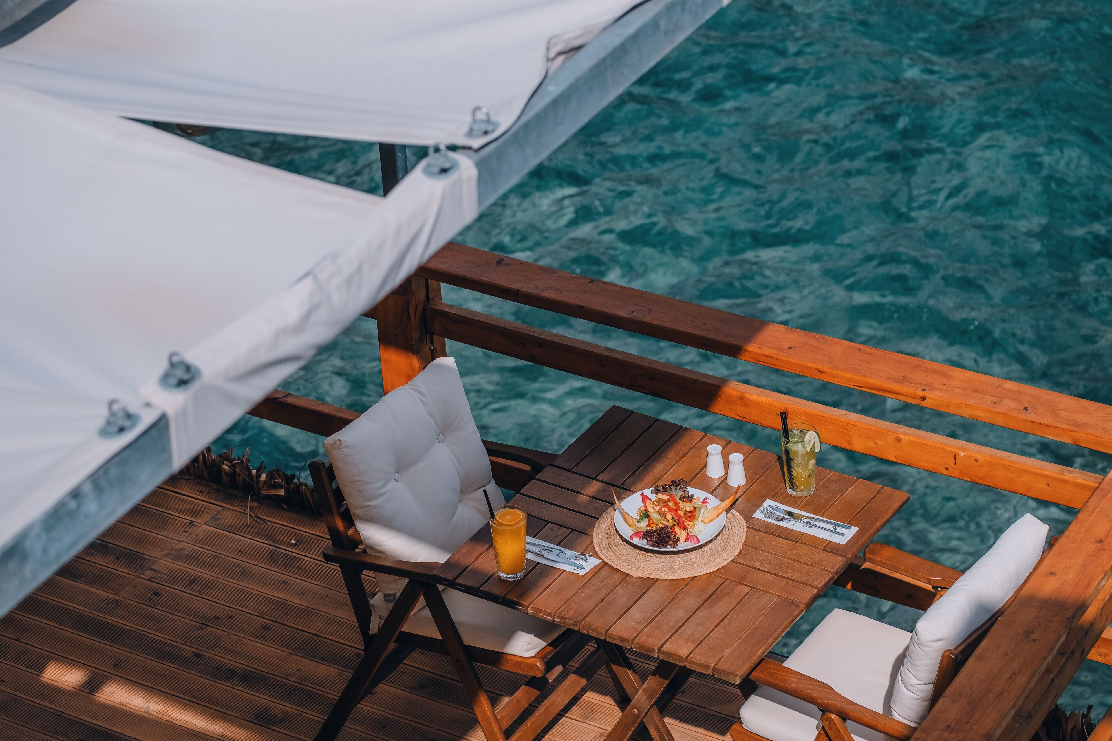 Playa privada en los alrededores, camas de playa gratis
