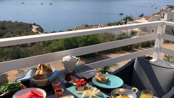 Desayuno buffet incluido todos los días