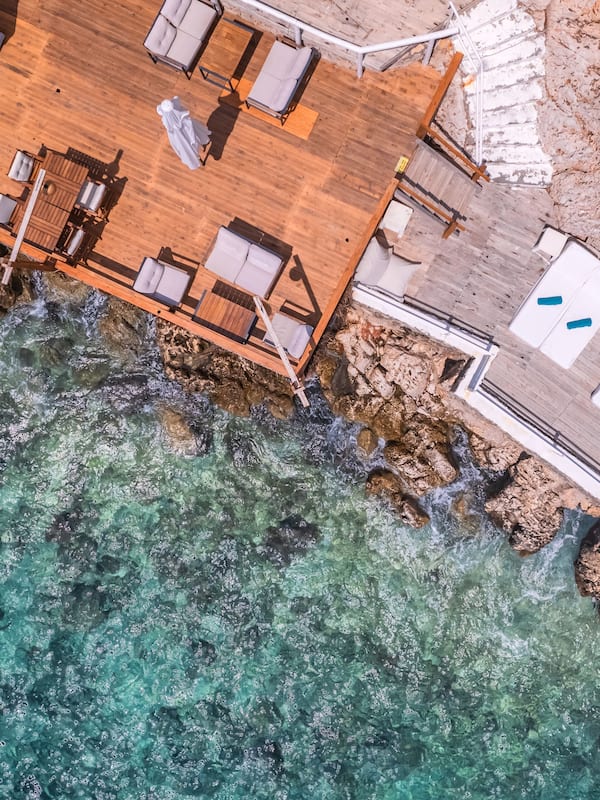 Private beach nearby, free beach cabanas, beach shuttle, sun-loungers