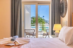 Comfort Room, Sea View | Egyptian cotton sheets, premium bedding, down comforters - Kalkan Saray Suites - Adults Only (Kas)
