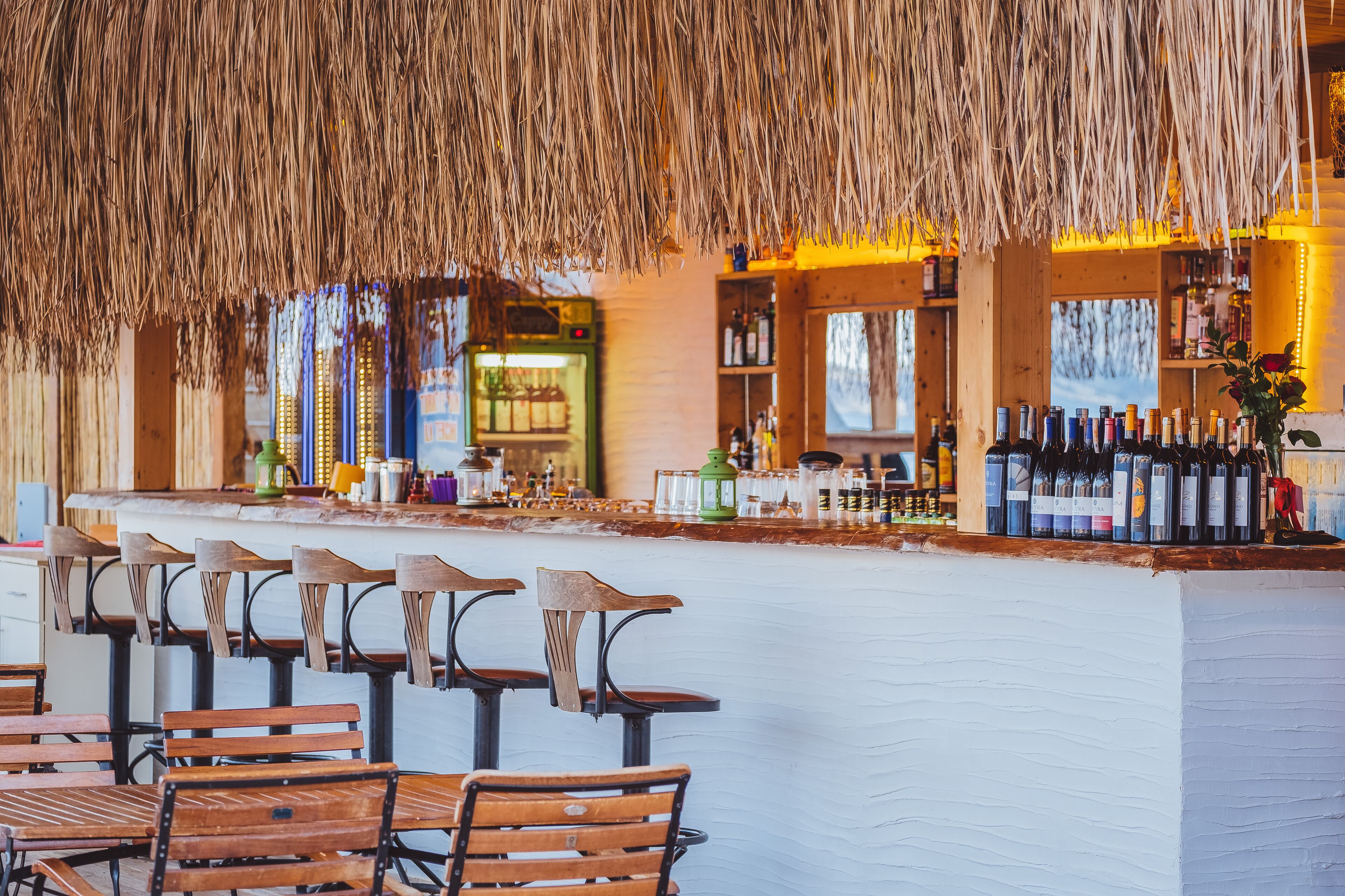 Gần bãi biển riêng, lều miễn phí, xe đưa đón bãi biển, ghế dài tắm nắng 