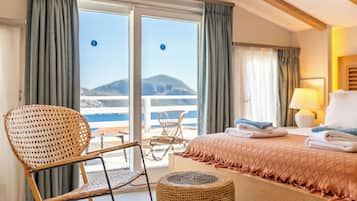 Penthouse Room, Jetted Tub, Sea View | 埃及棉床單、高級寢具、羽絨被、Select Comfort 床墊