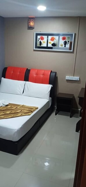 Deluxe Room | Desk, iron/ironing board, free WiFi, bed sheets - New Wave Cyberjaya Hotel (Cyberjaya)