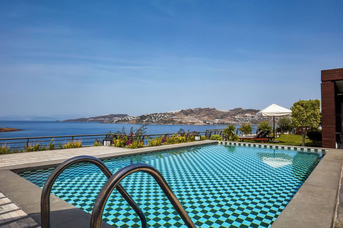 5+1 Deluxe Villa with Private Heated Pool and Sauna | Private pool