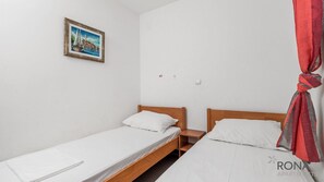 2 chambres, Wi-Fi gratuit, draps fournis