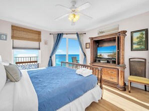 3 makuuhuonetta, silitysrauta/-lauta, ilmainen Wi-Fi, vuodevaatteet