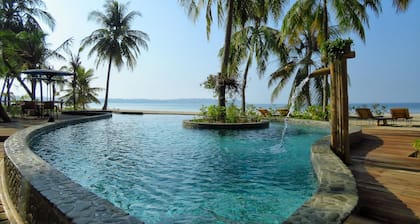 Wah Phyu Villa