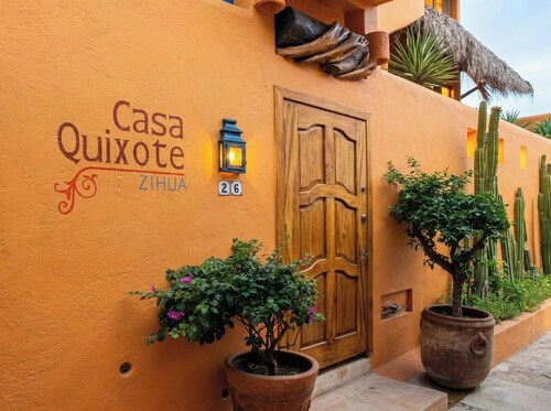 Rarely Available- Casa Quixote - Beachfront Estate