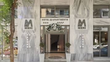 واجهة المنشأة