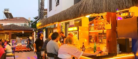 Bar (en el alojamiento)