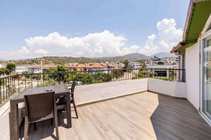 Apartment | Terrace/patio - Nehir Apart Otel (Fethiye)