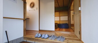 Vacation rentals -kou-