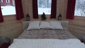 Romantic Cabin | Individually decorated, individually furnished, blackout drapes