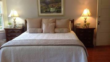 1 soverom, skrivebord, strykejern/-brett og wi-fi