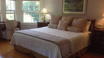 1 soverom, skrivebord, strykejern/-brett og wi-fi