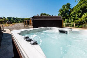 Cabin, 1 Bedroom (Private Hot Tub) | Private spa tub - Weedingshall Lodges (Falkirk)