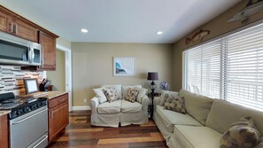 Luokittelematon kuva, 4 kautta 17, painike