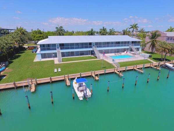 Exterior - Driftwood Landing 13- Isles of Capri Vacation Resort. (Naples)