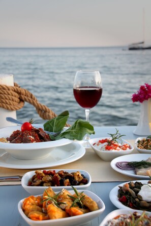 Alimentação e bebidas