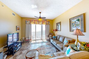 TV, DVD player, video library - Gulf-front Perdido Key Condo with Waterfront Pool/Hot Tub and Oceanfront Balcony (Perdido Key)