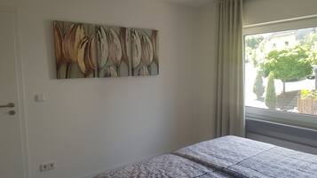 4 Schlafzimmer, Bügeleisen/Bügelbrett, Reisekinderbett, kostenloses WLAN