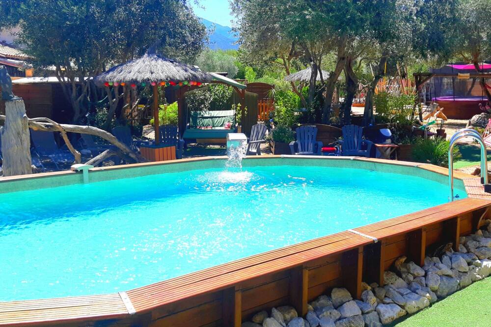 Private_vacation_home