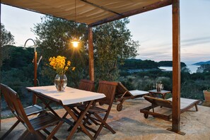 Terrace/patio - Robinson House Nicolina (Hvar)