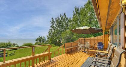15 Mi to Duluth: Lake Superior Beachfront Home!