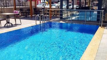 Seasonal outdoor pool