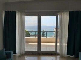 Apartamento familiar, 1 habitación, vistas al mar | Terraza o patio