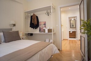 1 chambre, fer et planche à repasser, Wi-Fi, draps fournis