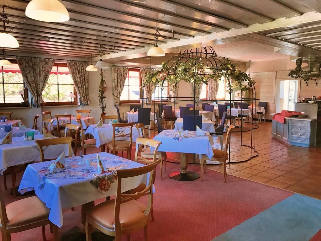 daily buffet breakfast (eur 12 per person)