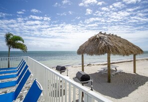 Unclassified image, 2 of 36, button - Million Dollar View updated 2bed/2bath beachfront condo with shared pool & stunning water views (Marathon)