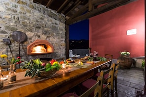 Outdoor dining - Villa Turri is a historic mansion near Lucca in the heart of Garfagnana. (Filicaia)