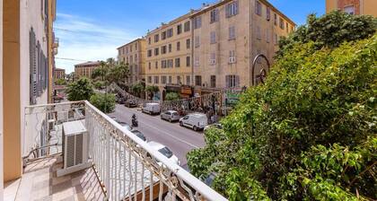 Attractive 3-star F2 apartment with all comforts in the center of Ajaccio (2/4 people)