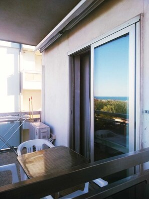 Property grounds - Apartment with terrace facing the sea  (Chioggia)