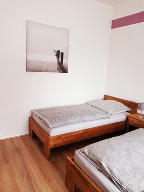 1 habitación, wifi gratis y ropa de cama