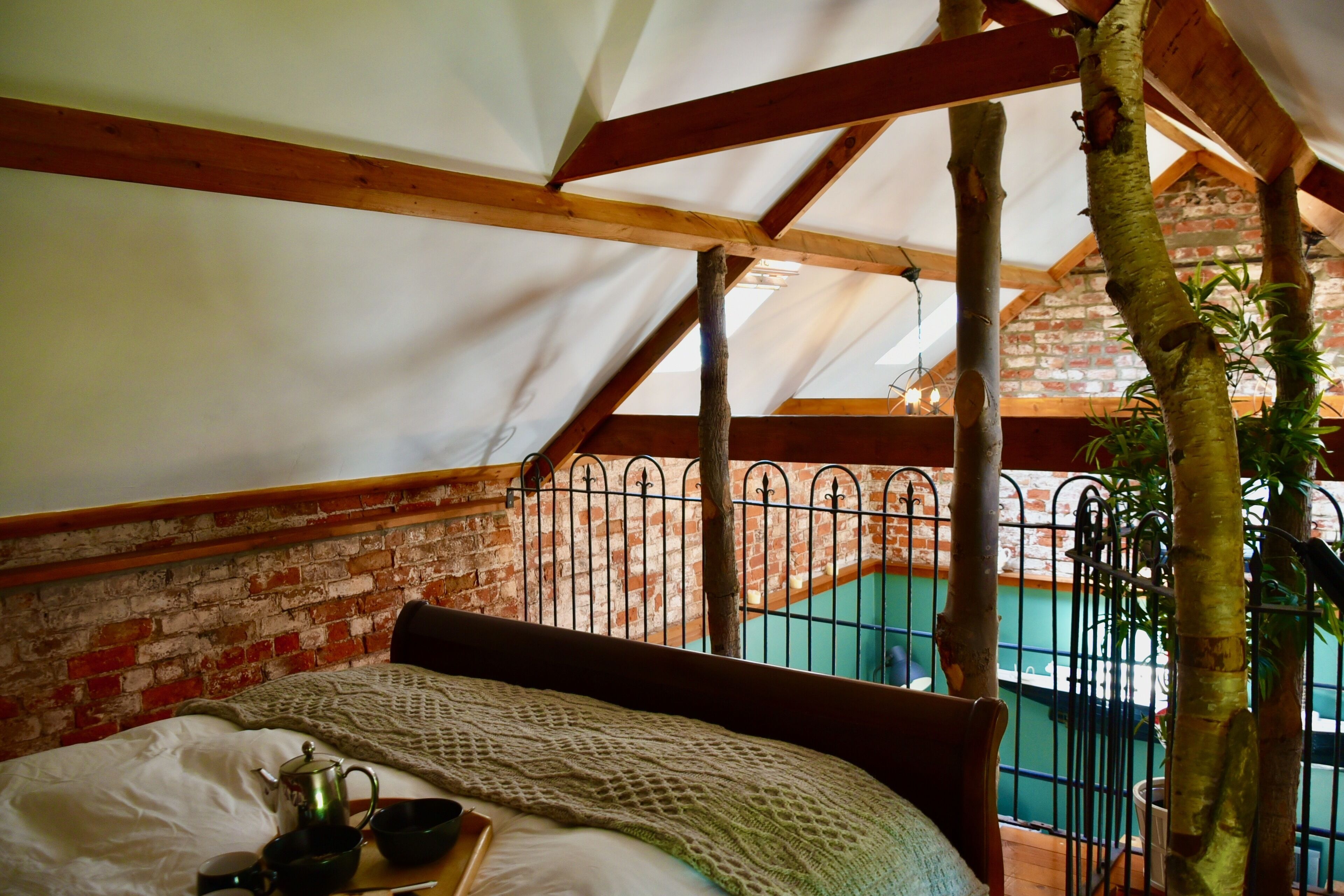 2 bedrooms, desk, travel crib, free WiFi