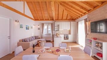 Villa (Two-Bedroom Villa with Pool) | Living room