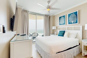 3 bedrooms, iron/ironing board, Internet, bed sheets