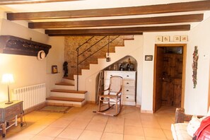 Interior - Rural house in Mas Armadà (Torroella de Fluviá)