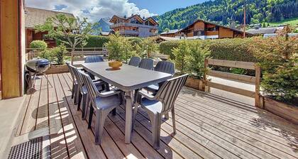 ETOILE FILANTE 1 - MORZINE CENTRE - 8 PEOPLE - WIFI - TERRACE - NEAR SKI LIFTS