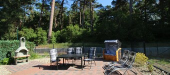 Beachfront apartment w. Terrace, sauna, wallbox, perfect for child+dog, fully fenced