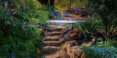 Your cozy nest while hiking in Sequoia Park with bonus nearby river beach pass!