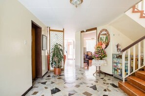 Interior - Touristic House-"Your Home Away from Home" (Bogotá)