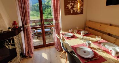 Ski chalet Cervinia Martino e Bassi ski-in-ski-out 6 persons sunny balcony wifi
